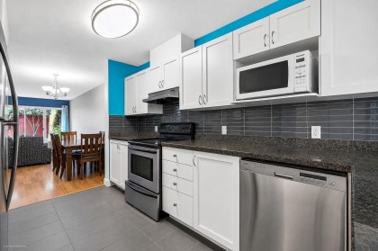 Photo 7 at 3 - 20985 Camwood Avenue, Southwest Maple Ridge, Maple Ridge