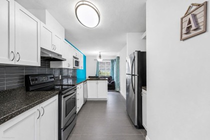 Photo 8 at 3 - 20985 Camwood Avenue, Southwest Maple Ridge, Maple Ridge