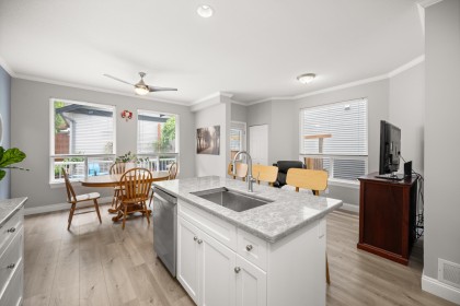 Photo 12 at 24199 102b Avenue, Albion, Maple Ridge