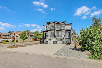 Photo 2 at 32711 Antelope Avenue, Mission BC, Mission