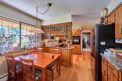 Photo 7 at 19437 119b Avenue, Central Meadows, Pitt Meadows