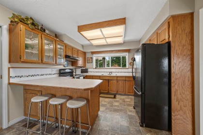 Photo 11 at 19347 117b Avenue, South Meadows, Pitt Meadows