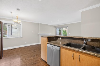 Photo 7 at 23258 121a Avenue, East Central, Maple Ridge