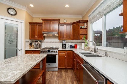 Photo 11 at 21118 123 Avenue, Northwest Maple Ridge, Maple Ridge