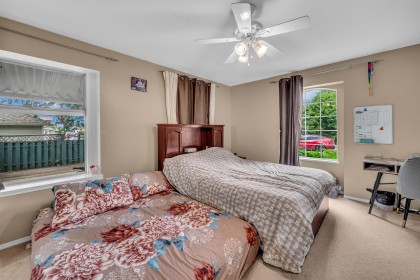 Photo 9 at 20692 River Road, Southwest Maple Ridge, Maple Ridge