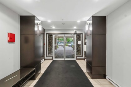 Photo 8 at 109 - 22290 North Avenue, West Central, Maple Ridge