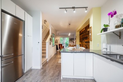 Photo 8 at 20 - 2332 Ranger Lane, Riverwood, Port Coquitlam