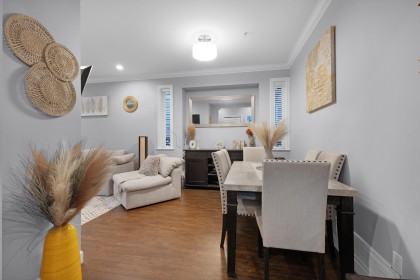 Photo 7 at 23942 Dewdney Trunk Road, Cottonwood MR, Maple Ridge