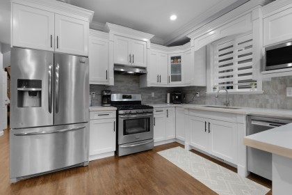 Photo 9 at 23942 Dewdney Trunk Road, Cottonwood MR, Maple Ridge
