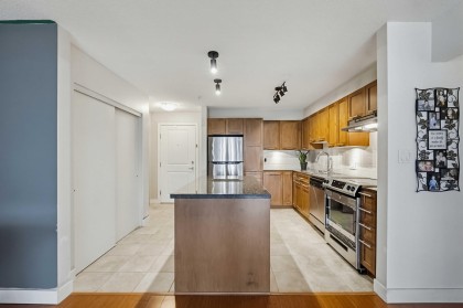 Photo 9 at 232 - 19673 Meadow Gardens Way, North Meadows PI, Pitt Meadows