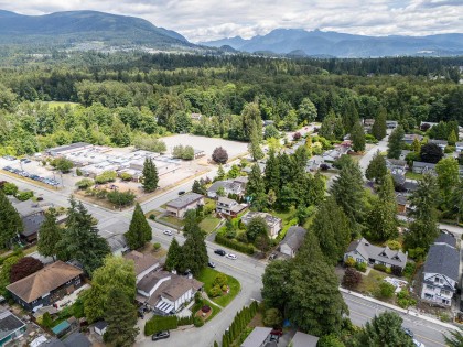 Photo 34 at 3554 Hastings Street, Woodland Acres PQ, Port Coquitlam
