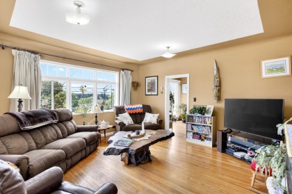 Photo 17 at 28203 Lougheed Highway, Whonnock, Maple Ridge