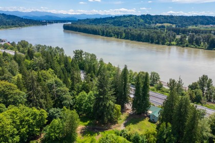 Photo 4 at 28203 Lougheed Highway, Whonnock, Maple Ridge