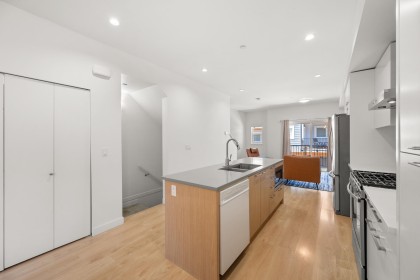 Photo 6 at 25 - 22810 113 Avenue, East Central, Maple Ridge