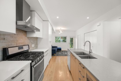 Photo 7 at 25 - 22810 113 Avenue, East Central, Maple Ridge