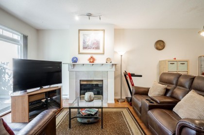 Photo 3 at 29 - 2422 Hawthorne Avenue, Central Pt Coquitlam, Port Coquitlam