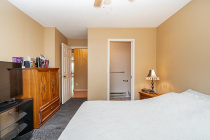 Photo 13 at 11 - 12049 217th Street, West Central, Maple Ridge