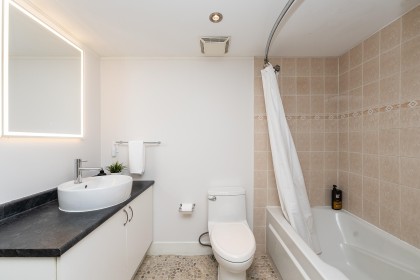 Photo 16 at 305 - 2340 Hawthorne Avenue, Central Pt Coquitlam, Port Coquitlam