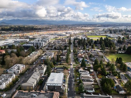 Photo 35 at 305 - 2340 Hawthorne Avenue, Central Pt Coquitlam, Port Coquitlam