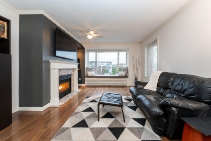 Photo 8 at 305 - 2340 Hawthorne Avenue, Central Pt Coquitlam, Port Coquitlam