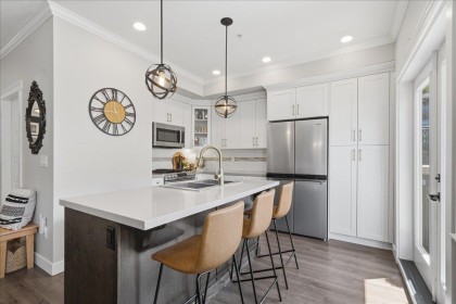 Photo 2 at 22 - 10480 248 Street, Thornhill MR, Maple Ridge