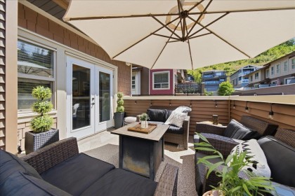 Photo 6 at 22 - 10480 248 Street, Thornhill MR, Maple Ridge
