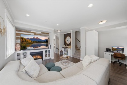 Photo 13 at 22 - 10480 248 Street, Thornhill MR, Maple Ridge