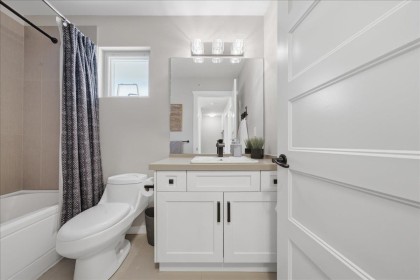 Photo 22 at 22 - 10480 248 Street, Thornhill MR, Maple Ridge