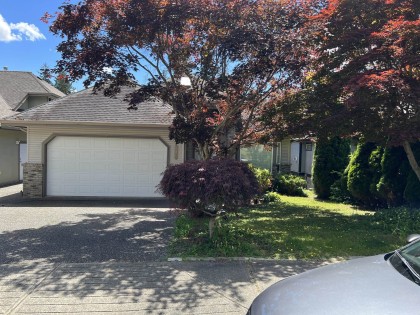 Photo 3 at 23776 110 Avenue, Cottonwood MR, Maple Ridge