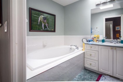 Photo 11 at 23776 110 Avenue, Cottonwood MR, Maple Ridge