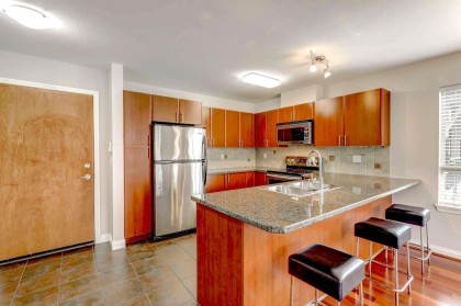 Photo 6 at 413 - 2346 Mcallister Avenue, Central Pt Coquitlam, Port Coquitlam