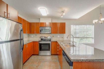 Photo 5 at 413 - 2346 Mcallister Avenue, Central Pt Coquitlam, Port Coquitlam