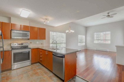 Photo 4 at 413 - 2346 Mcallister Avenue, Central Pt Coquitlam, Port Coquitlam