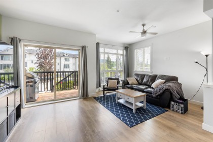 Photo 16 at 27 - 11305 240 Street, Cottonwood MR, Maple Ridge