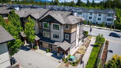 Photo 3 at 27 - 11305 240 Street, Cottonwood MR, Maple Ridge
