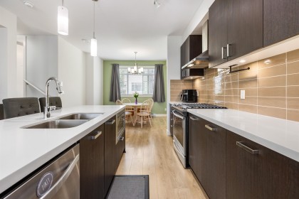 Photo 10 at 27 - 11305 240 Street, Cottonwood MR, Maple Ridge