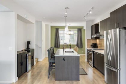 Photo 8 at 27 - 11305 240 Street, Cottonwood MR, Maple Ridge