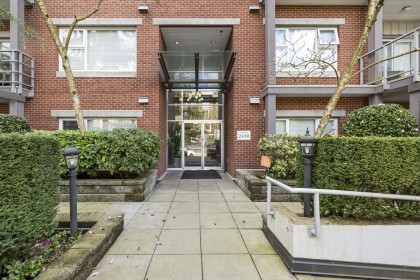 Photo 2 at 403 - 2488 Kelly Avenue, Central Pt Coquitlam, Port Coquitlam