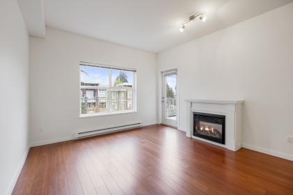 Photo 5 at 403 - 2488 Kelly Avenue, Central Pt Coquitlam, Port Coquitlam