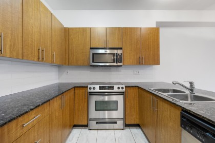 Photo 15 at 403 - 2488 Kelly Avenue, Central Pt Coquitlam, Port Coquitlam