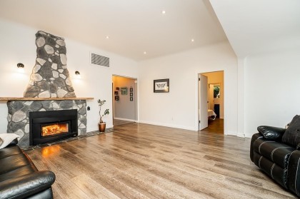Photo 16 at 25745 Lougheed Highway, Thornhill MR, Maple Ridge