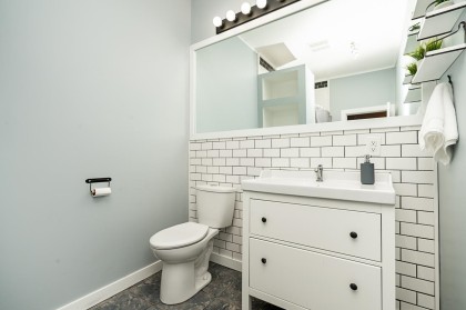 Photo 15 at 25745 Lougheed Highway, Thornhill MR, Maple Ridge