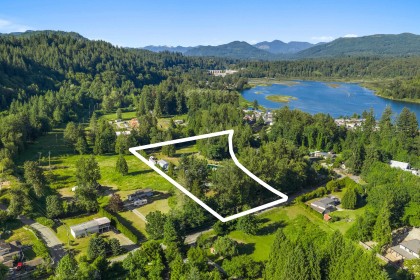 Photo 3 at 28675 98 Avenue, Whonnock, Maple Ridge