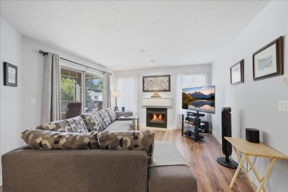 Photo 2 at 212 - 12020 207a Street, Northwest Maple Ridge, Maple Ridge