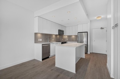 Photo 6 at 404 - 2382 Atkins Avenue, Central Pt Coquitlam, Port Coquitlam