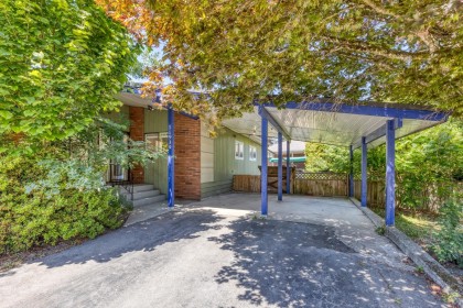 Photo 2 at 11939 Dover Street, West Central, Maple Ridge