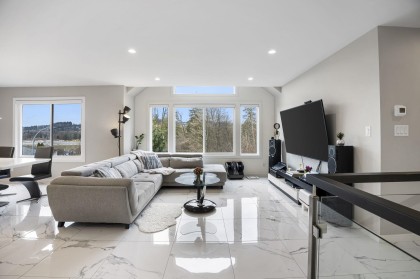 Photo 2 at 2268 Nacht Avenue, Mary Hill, Port Coquitlam