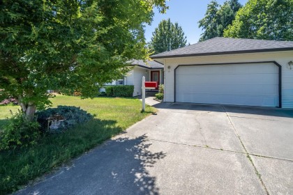 Photo 2 at 8258 Wharton Place, Mission BC, Mission