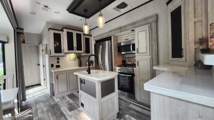 Photo 5 at 102 - 14600 Morris Valley Road, Lake Errock, Mission