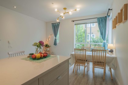 Photo 9 at 57 - 2380 Ranger Lane, Riverwood, Port Coquitlam